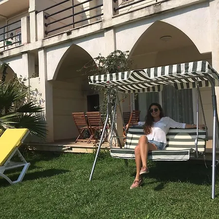 Rossa Vila *